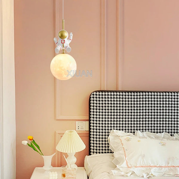 3D Moon Astronaut Pendant Light