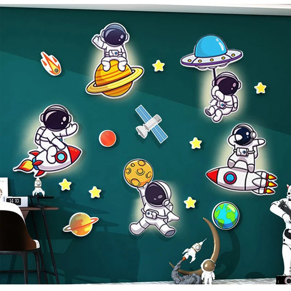 Wireless wall lamp with creative astronaut bulbs