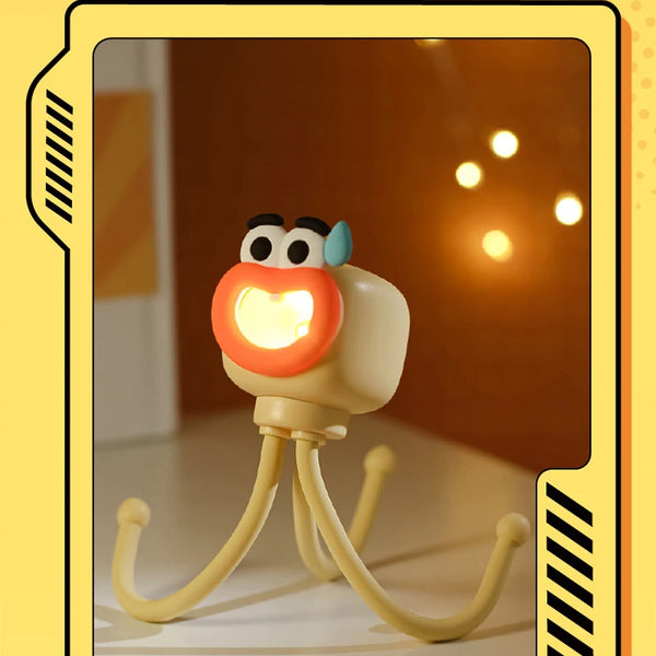 Mini adjustable octopus-shaped table lamp