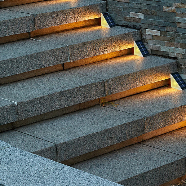 Solar outdoor step lights