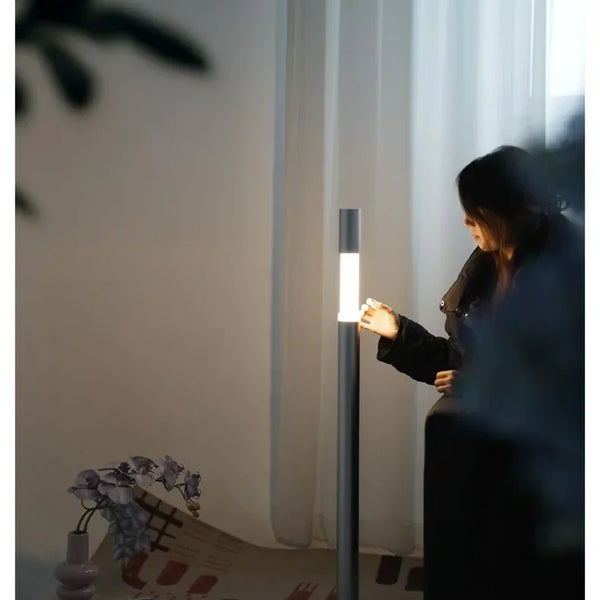 Nordic minimalist floor lamp, Italy, creative touch, vertical floor lamp