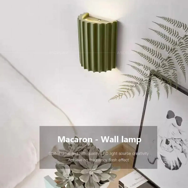 Nordic minimalist resin LED wall light