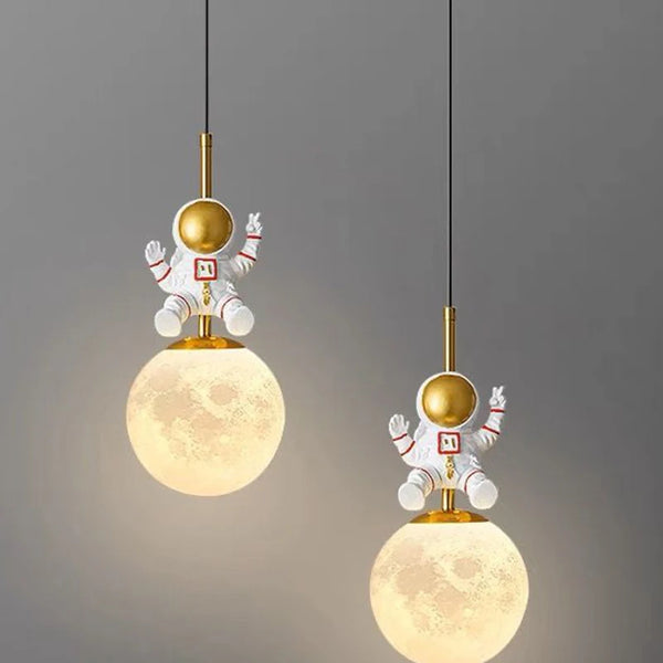 3D Moon Astronaut Pendant Light
