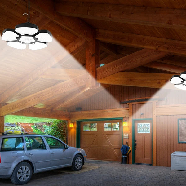 Solar warehouse light with 156 LEDs, solar pendant for indoor and outdoor areas