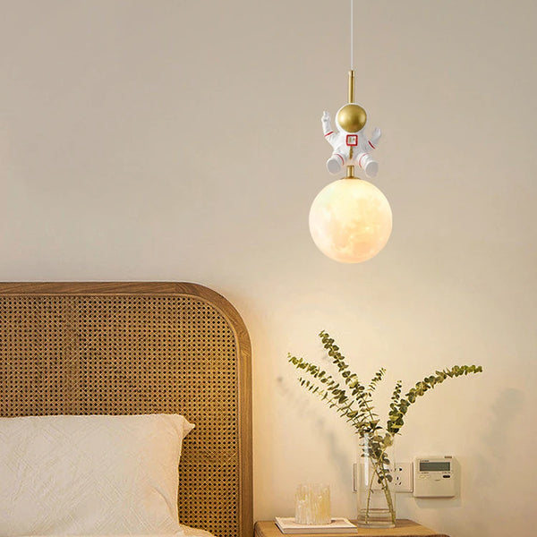 3D Moon Astronaut Pendant Light