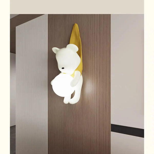 Wall lamp for children's room with bear design