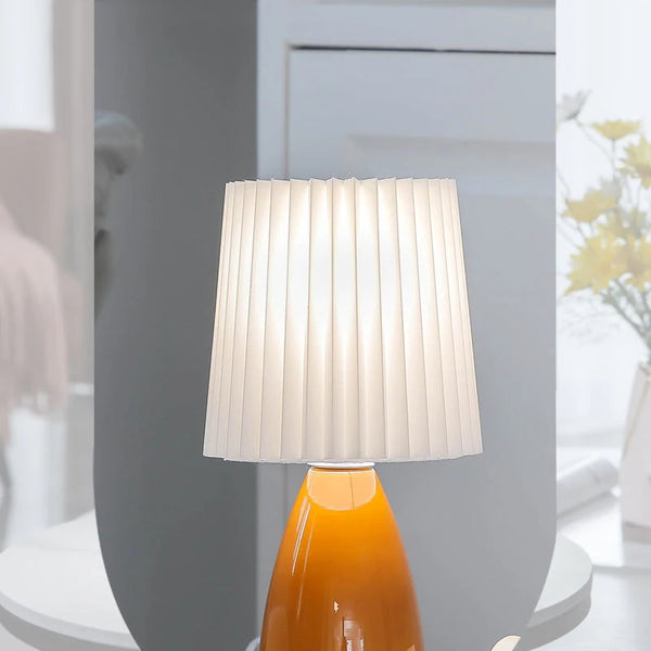 Ceramic night light with milkshake effect