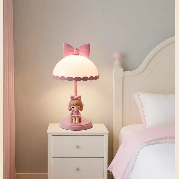 Bedside table lamps for princess bedroom