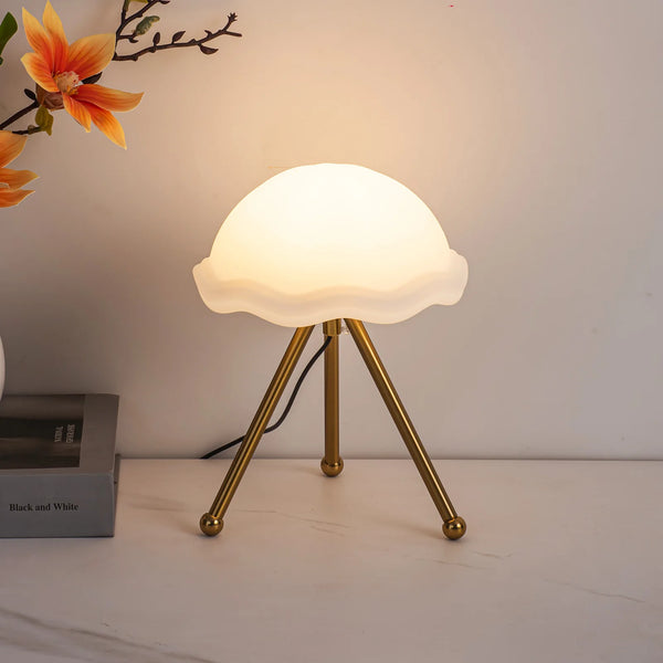 White cloud table lamp