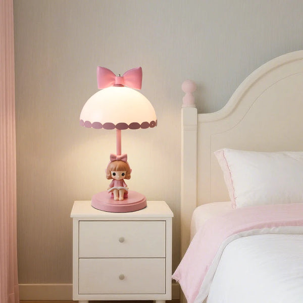 Bedside table lamps for princess bedroom