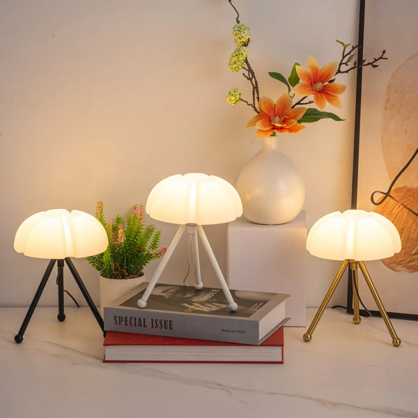 White cloud table lamp