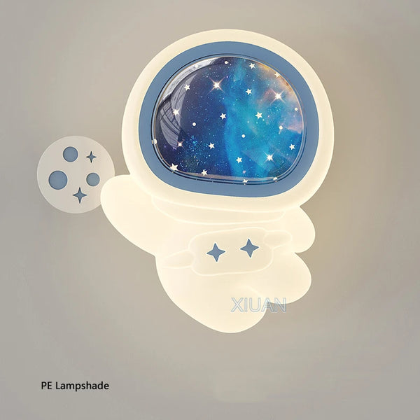 Cartoon astronaut wall lamp