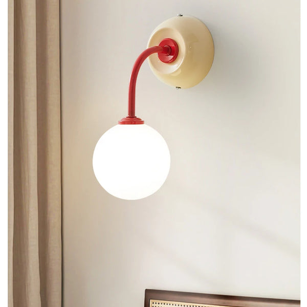 Modern Art Deco wall lamp