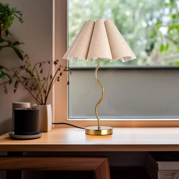 Simple and small LED fabric lampshade