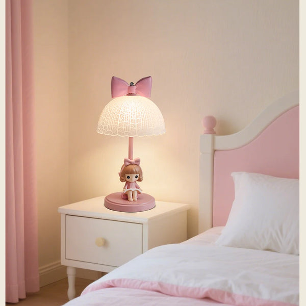 Bedside table lamps for princess bedroom