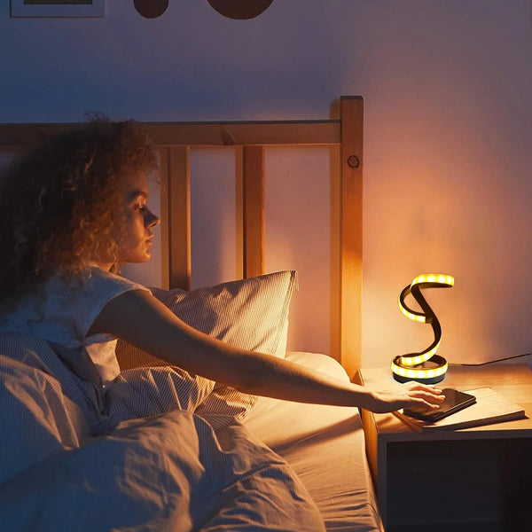 1pc Unique Creative Table Lamp, USB Power Supply - Three-tone Light