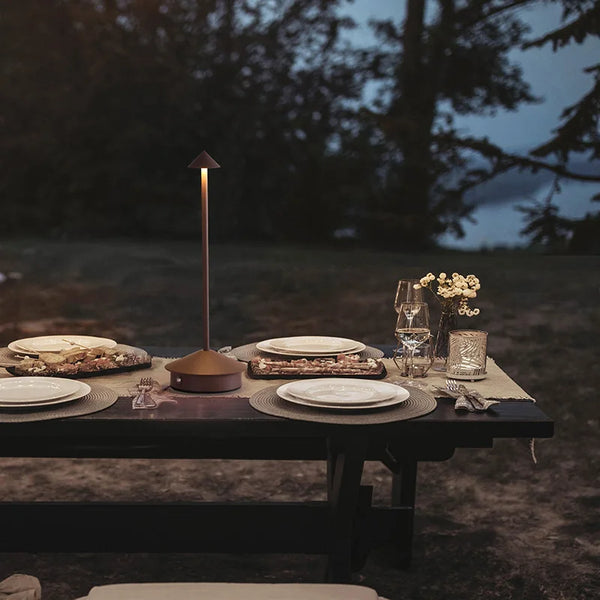 Rechargeable LED table lamp with touch sensor and 3 color temperatures