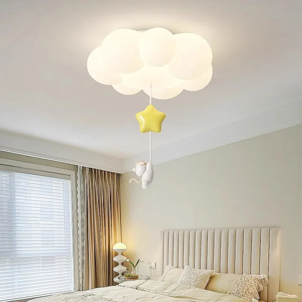 LED ceiling light with star and cloud pendant