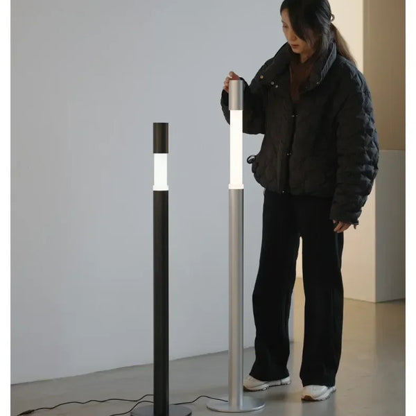 Nordic minimalist floor lamp, Italy, creative touch, vertical floor lamp