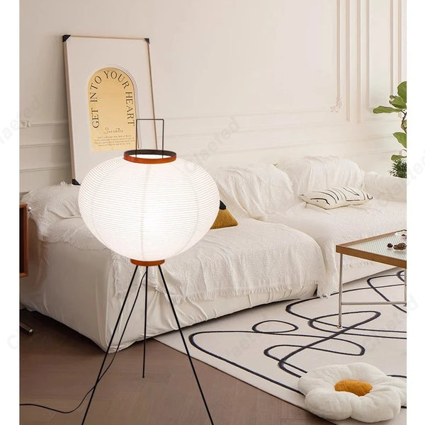 Retro and minimalist LED floor lamp