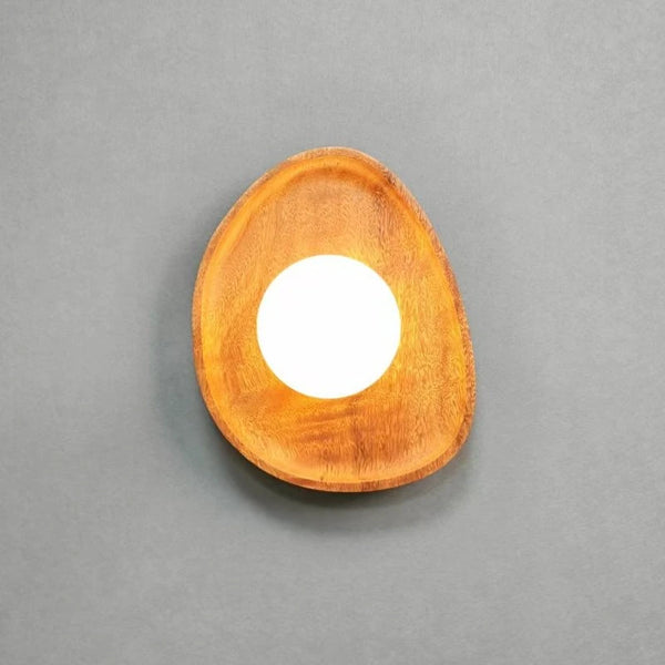 Modern and minimalist wall lamps
