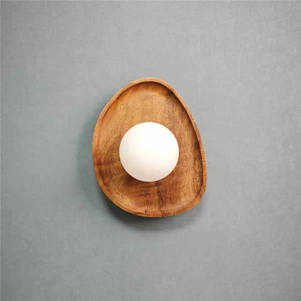 Modern and minimalist wall lamps