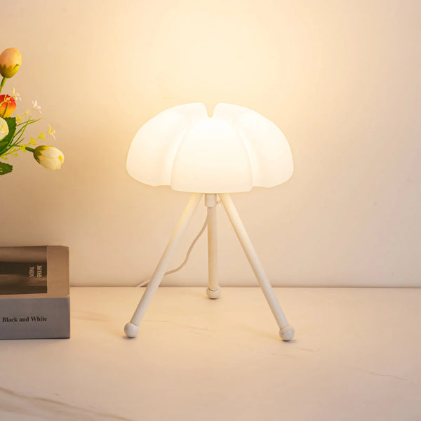 White cloud table lamp