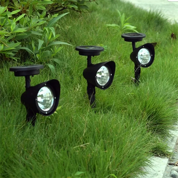 Outdoor LED Solar Spotlights – IP65 Waterproof Landscape Lights for Garden, Lawn, Pathway & Trees