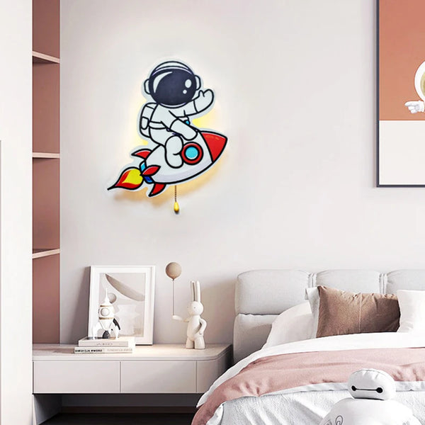 Wireless wall lamp with creative astronaut bulbs