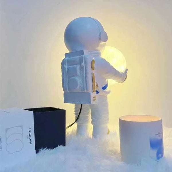 Astronaut desk lamps with rechargeable battery