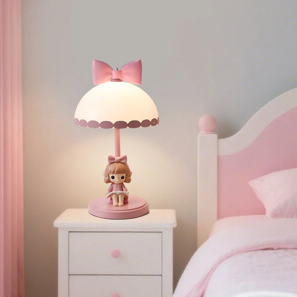 Bedside table lamps for princess bedroom