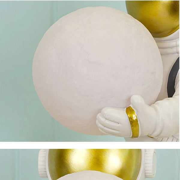 Astronaut desk lamps with rechargeable battery