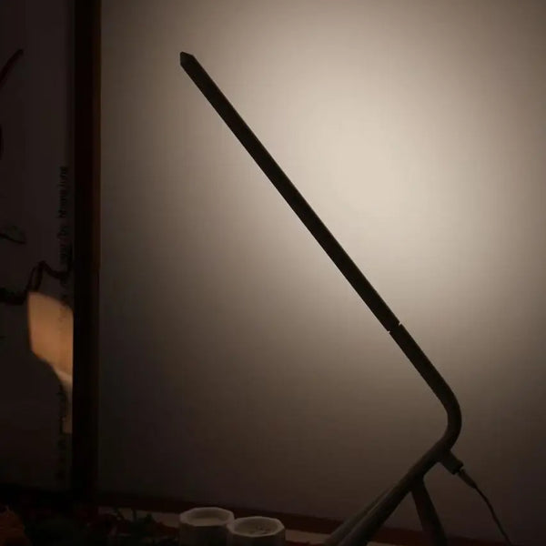 Minimalist LED table lamp with three legs