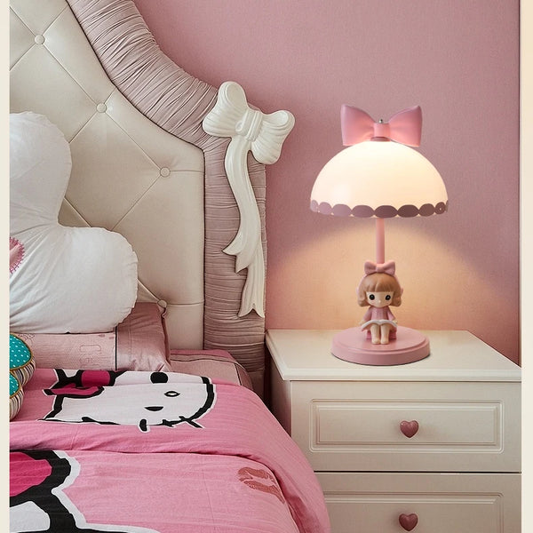 Bedside table lamps for princess bedroom