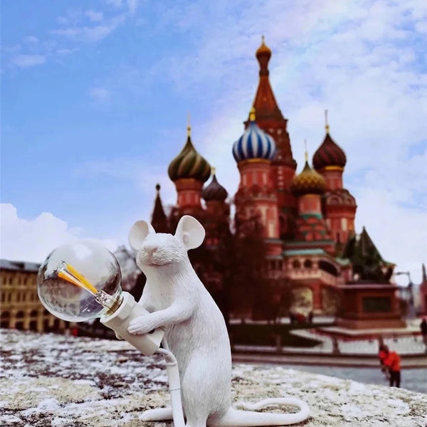 Modern resin LED table lamp with mouse animal