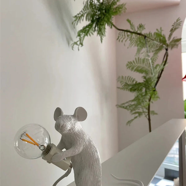 Modern resin LED table lamp with mouse animal