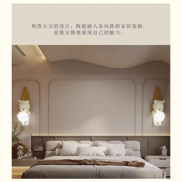 Wall lamp for children's room with bear design