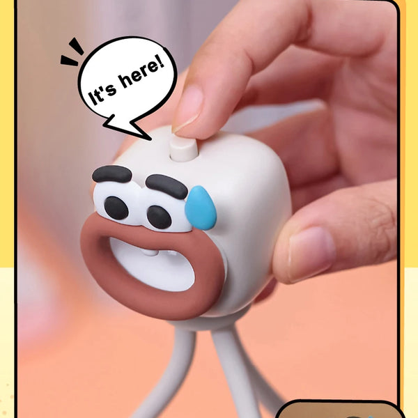 Mini adjustable octopus-shaped table lamp