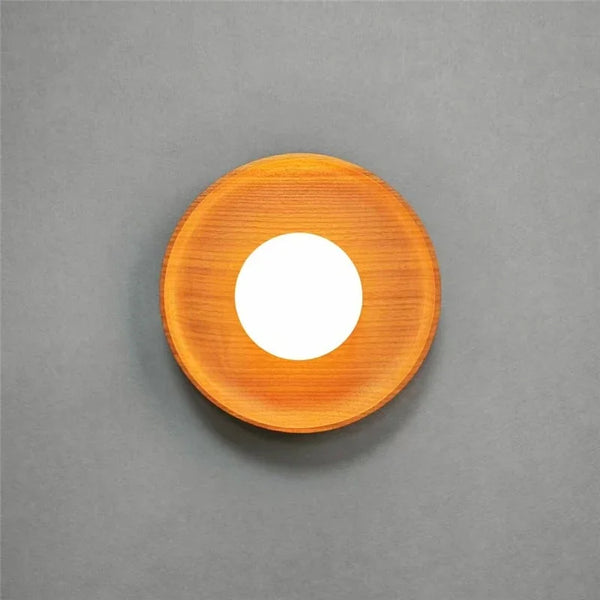 Modern and minimalist wall lamps