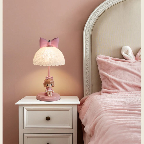 Bedside table lamps for princess bedroom