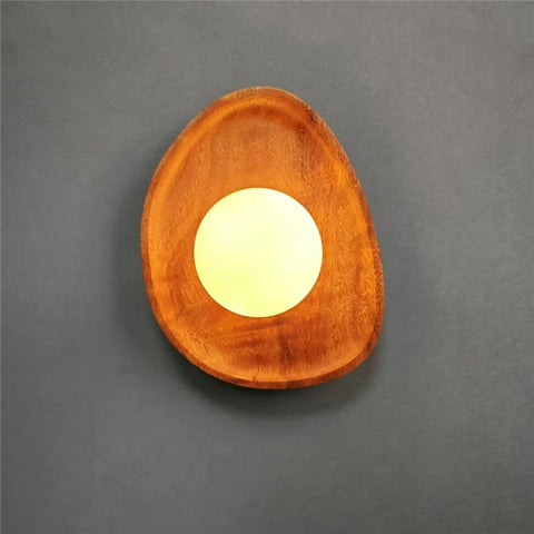 Modern and minimalist wall lamps