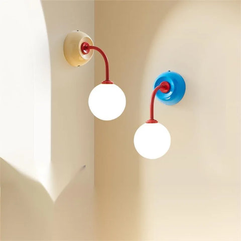 Modern Art Deco wall lamp